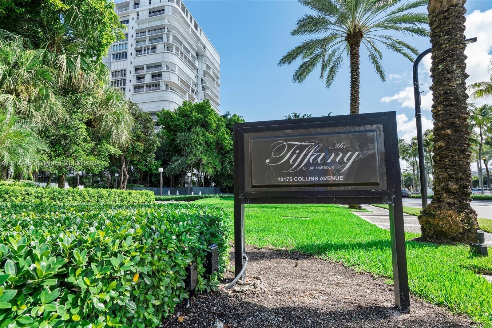 Motivated Seller! Welcome to the Tiffany in prestigious Bal Harbour. Come see this gorgeous apartmen