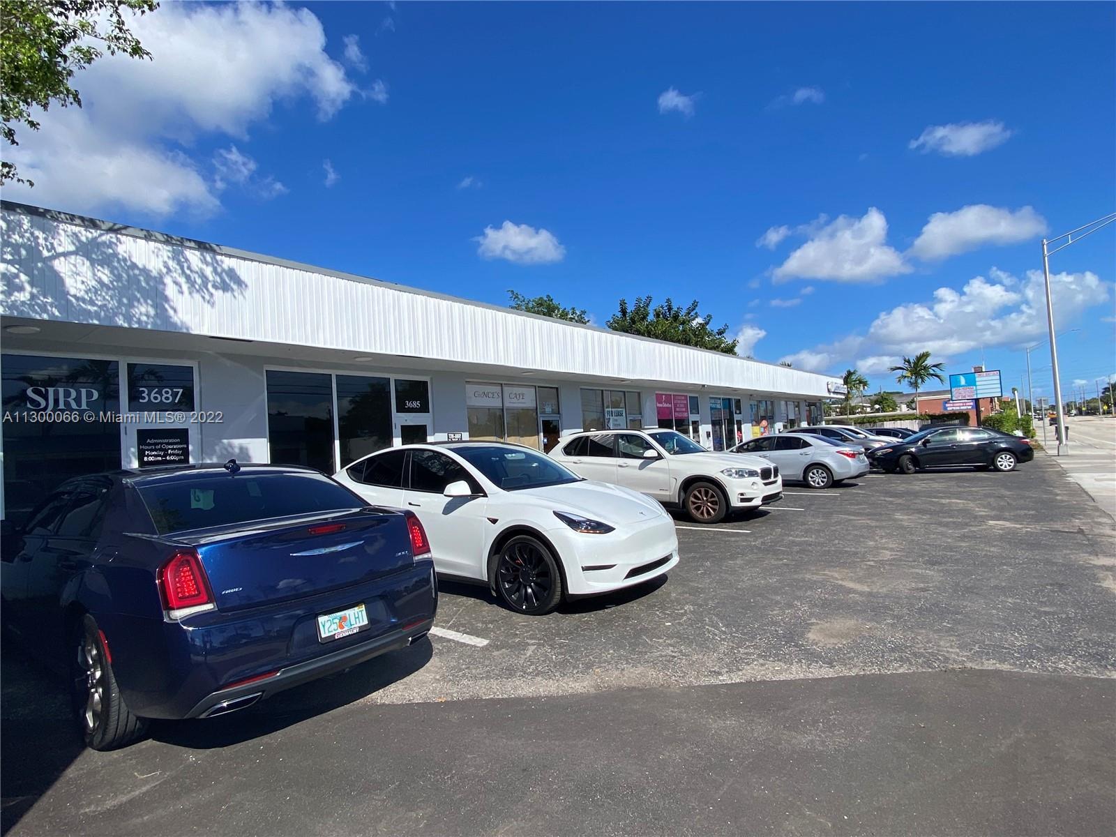 Photo of 3671 Davie Blvd in Fort Lauderdale, FL