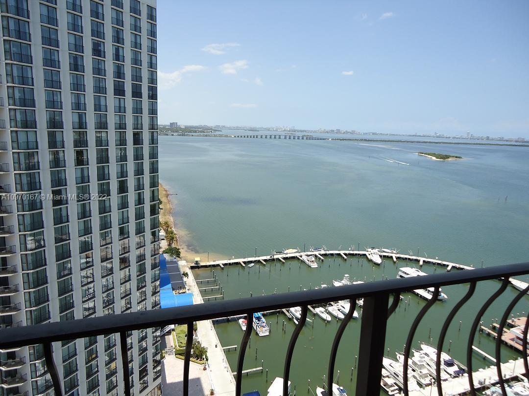 Beautiful 1/1/5 bedroom with Panoramic water views of Biscayne Bay and Ocean. Large master bedroom w