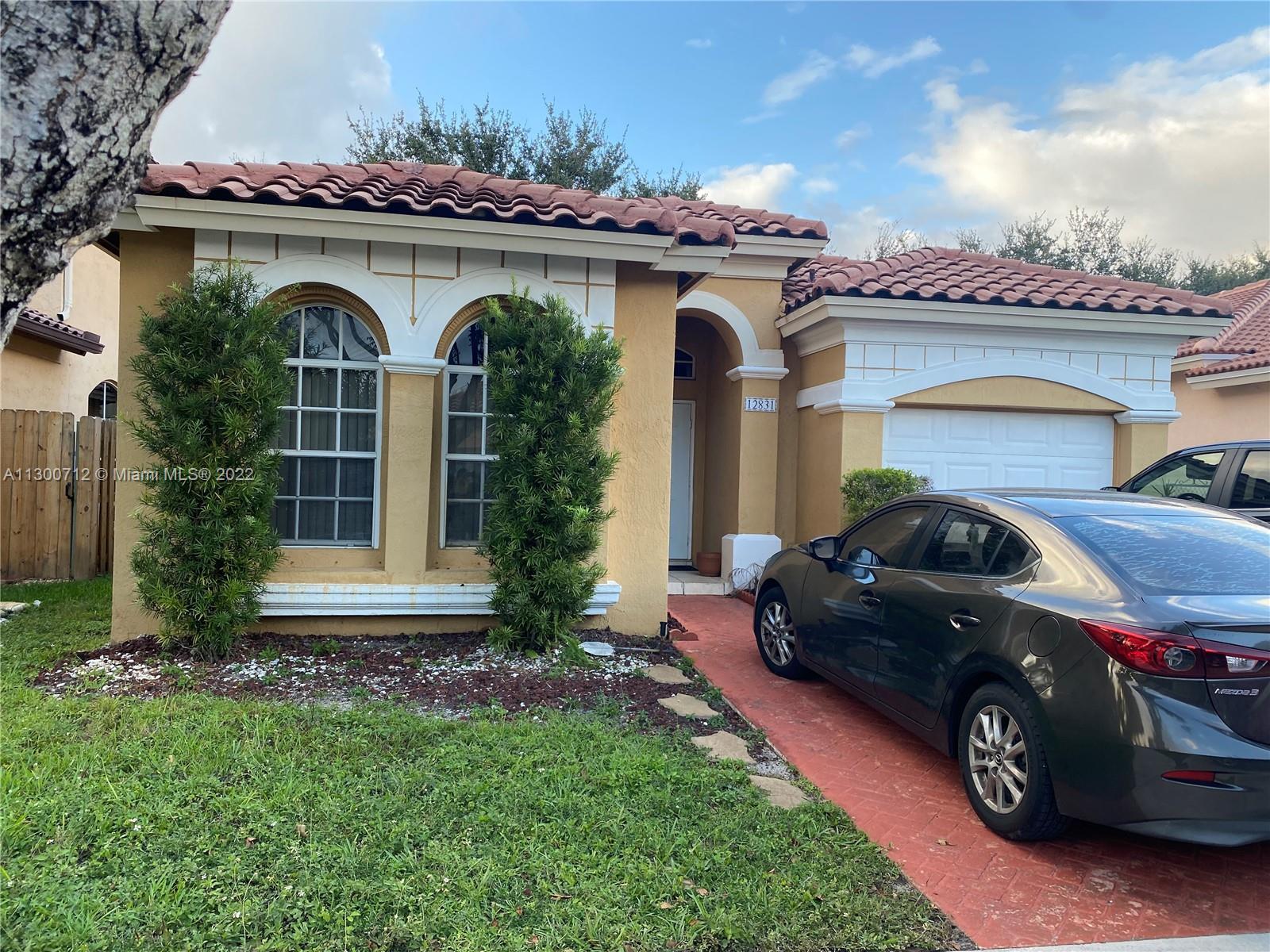Photo of 12831 SW 53rd St in Miramar, FL
