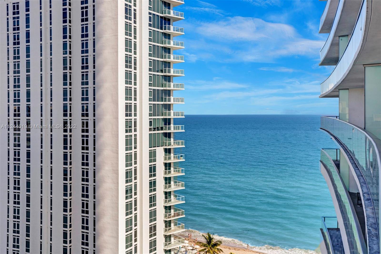 SPECTACULAR OPPORTUNITY TO PURCHASE RESIDENCE AT HYDE RESORT! GORGEOUS AND OPEN OCEAN VIEW. FEATURIN
