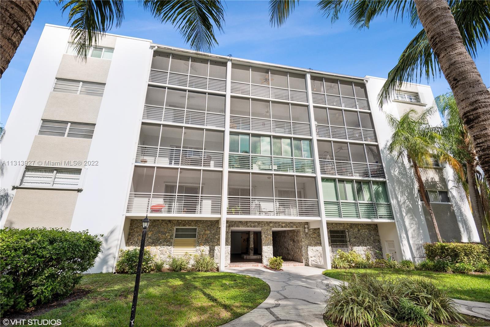 Photo of 301 Sunrise Dr #3BW in Key Biscayne, FL