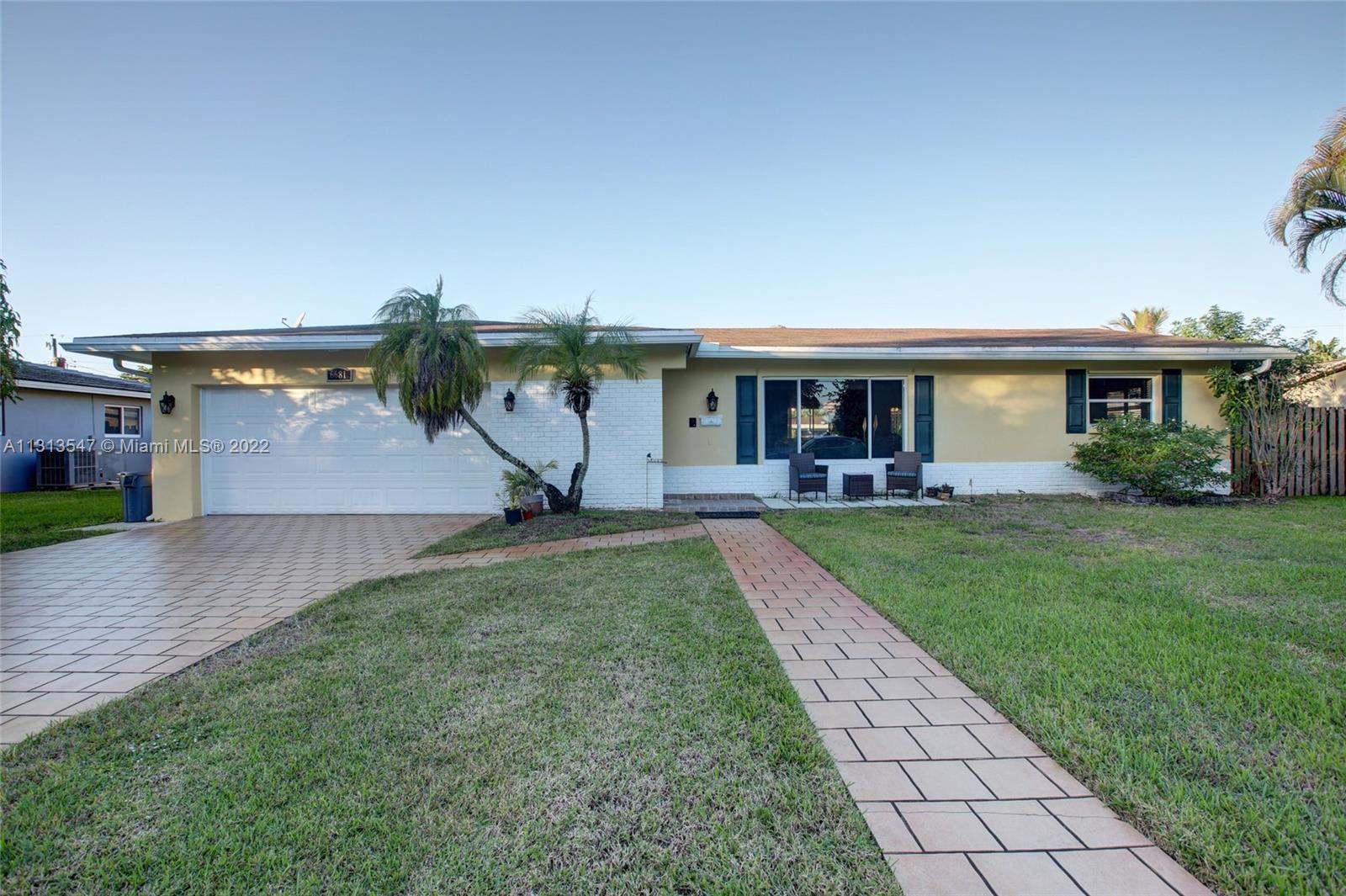 Photo of 6681 Peters Rd in Plantation, FL