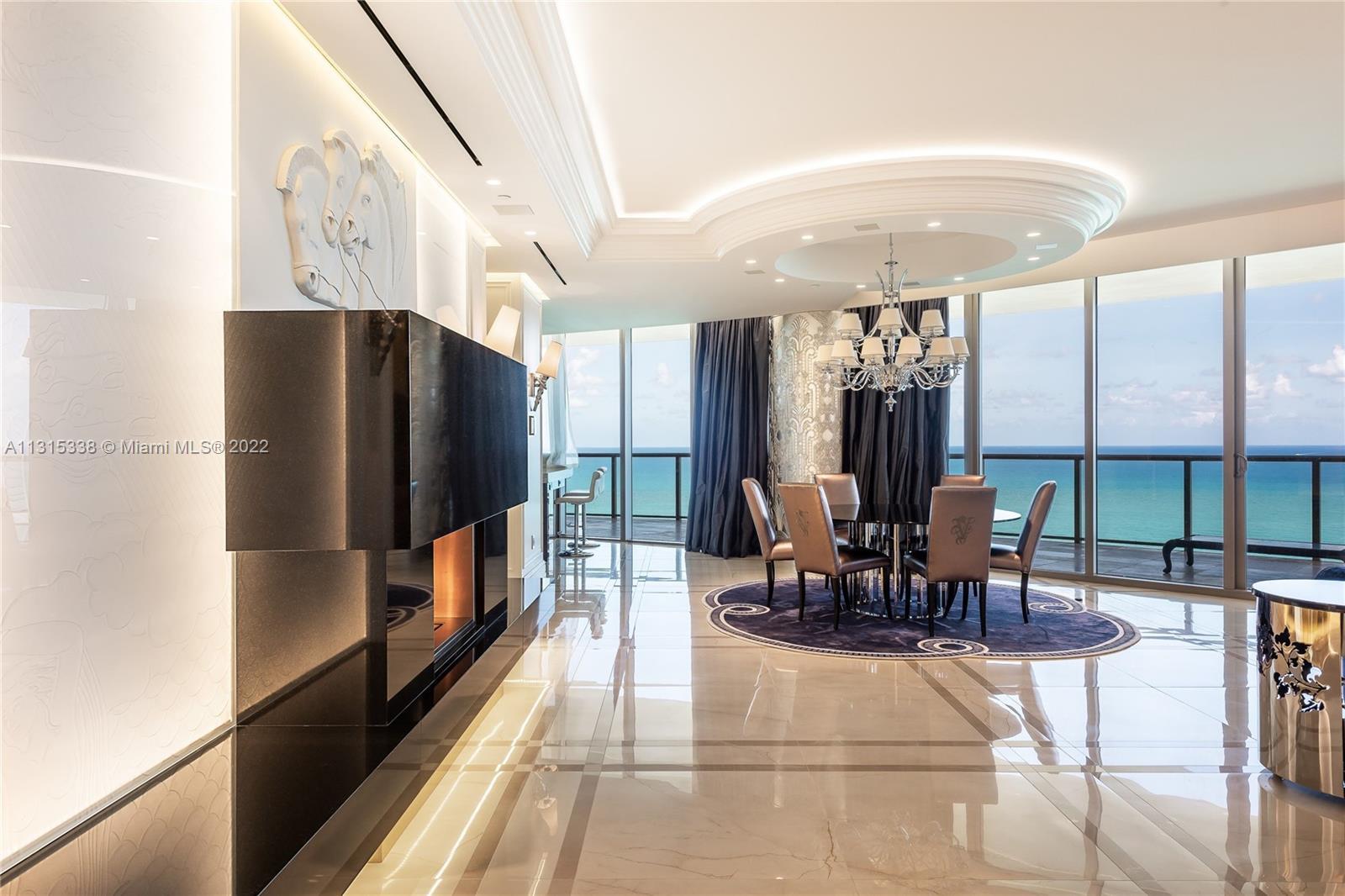 Do not miss the opportunity to own this rare 3/3.5 unit in the famous St. Regis of Bal Harbour. Desi