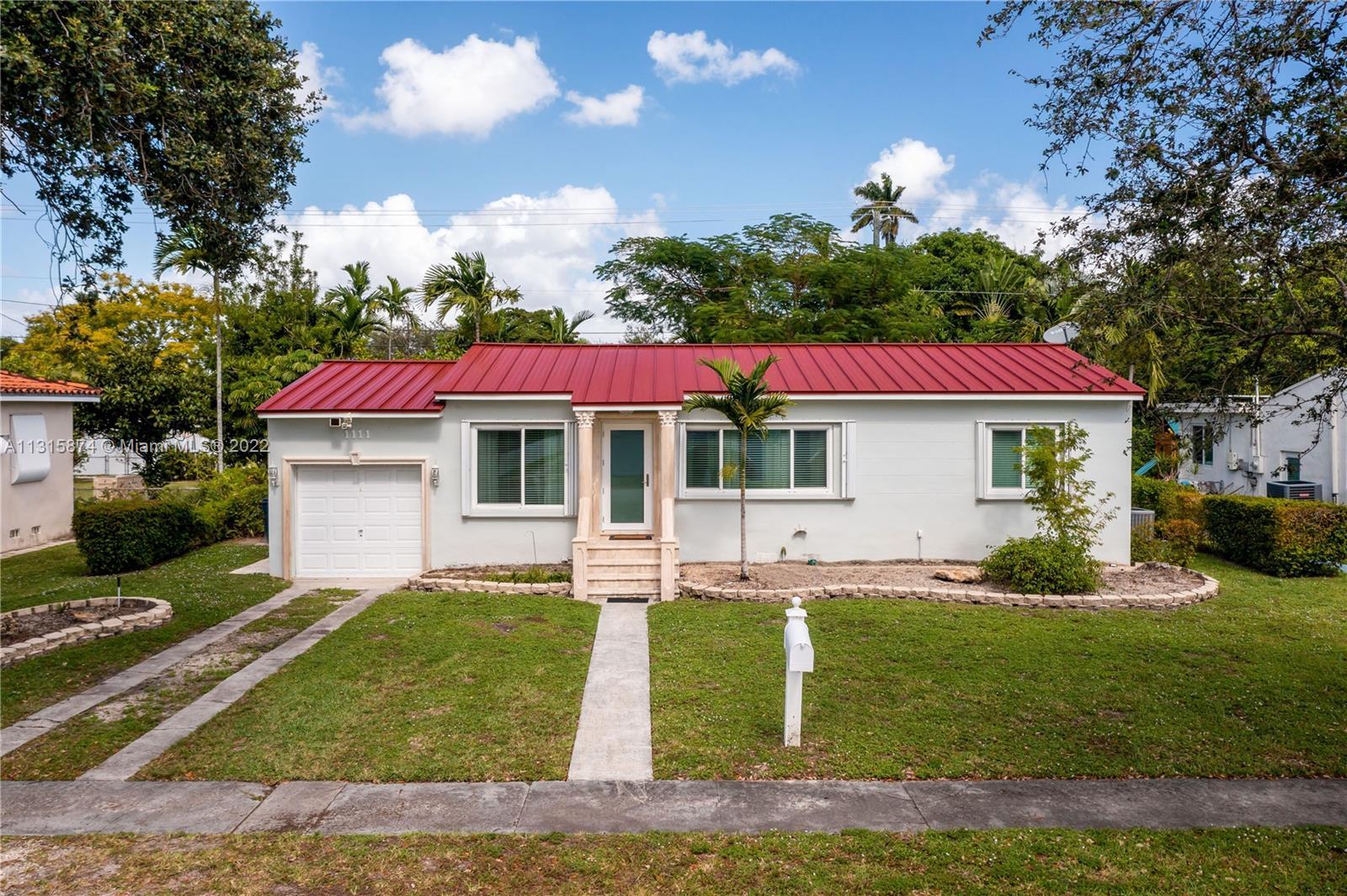 Photo of 1111 Swan Ave in Miami Springs, FL
