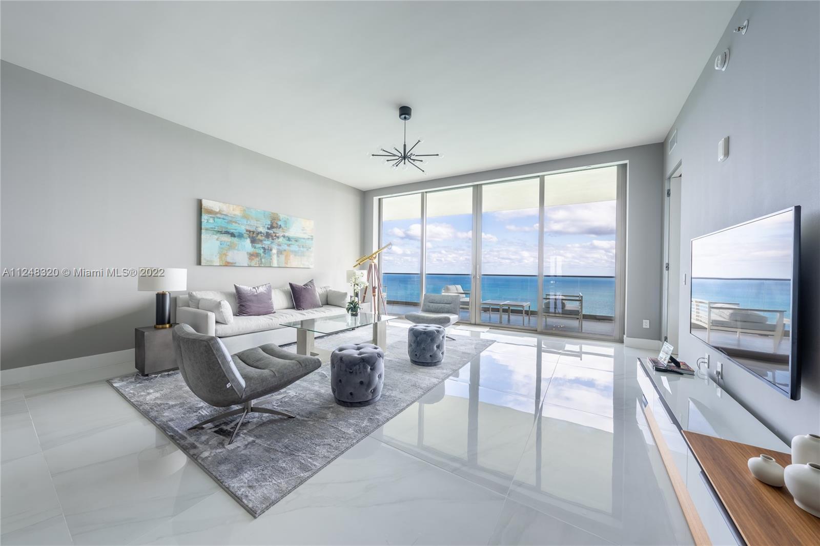 Perched on the 40th floor of the Residences by Armani/Casa is this magnificent three-bedroom five-ba