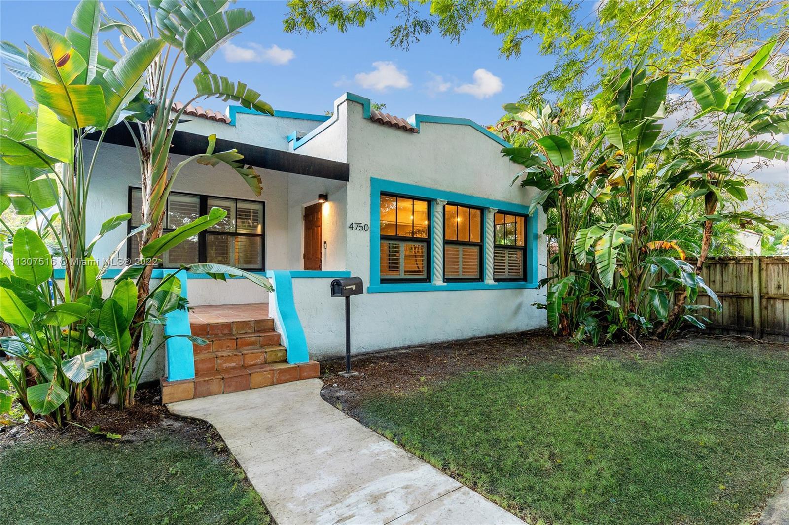 Introducing this organic modern home located in the heart of the historical neighborhood of Buena Vi