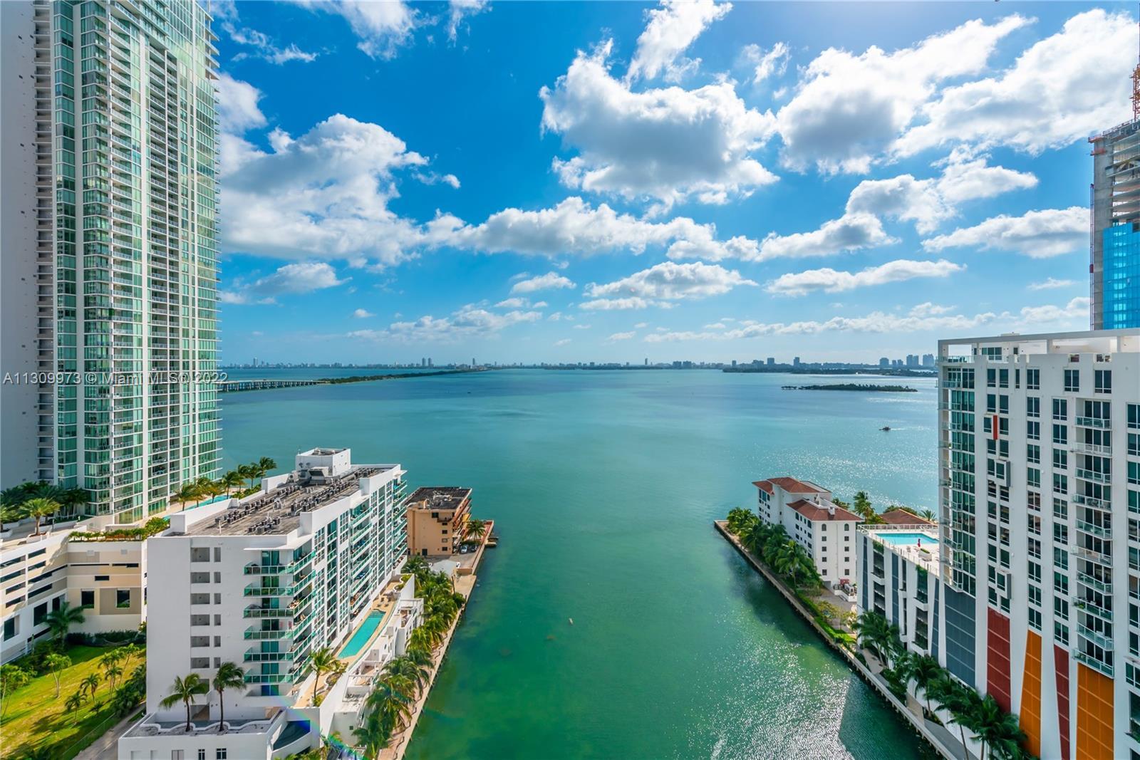 Stunning panoramic unobstructed views of Biscayne Bay, the Miami Beach skyline, and the Atlantic Oce