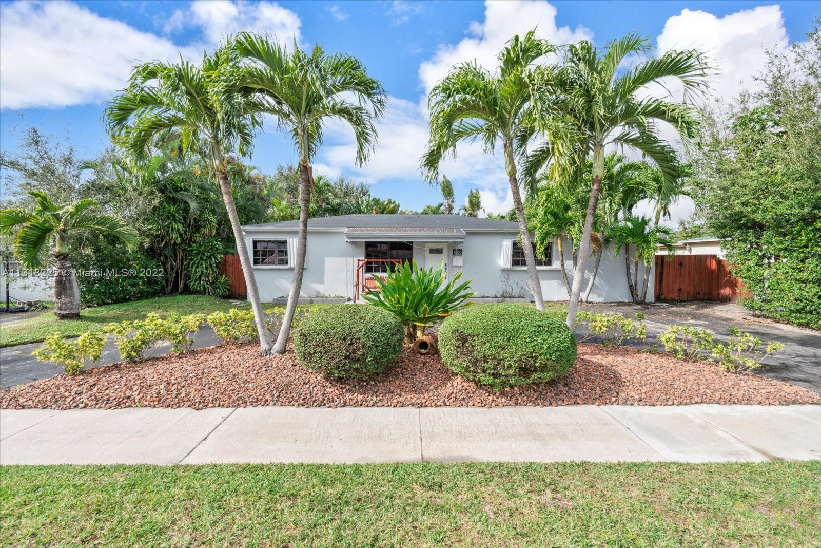 Photo of 17400 NE 12th Ave in Miami, FL