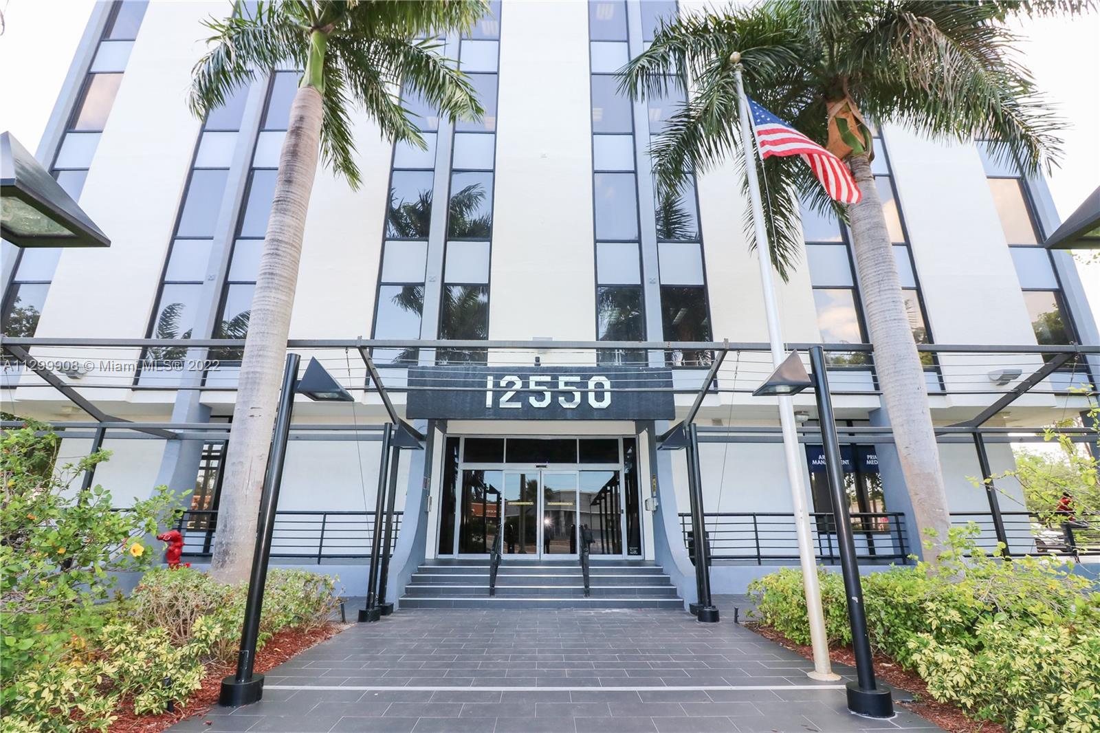 Photo of 12550 Biscayne Blvd #506 in North Miami, FL