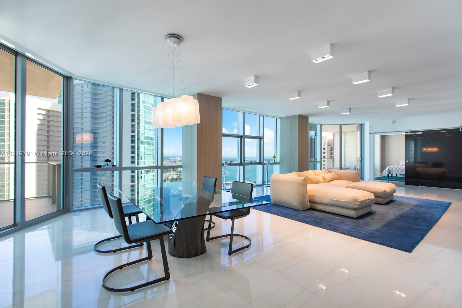 Exquisite custom residence with over 3,000 SF at Paramount Miami World Center. This combined residen