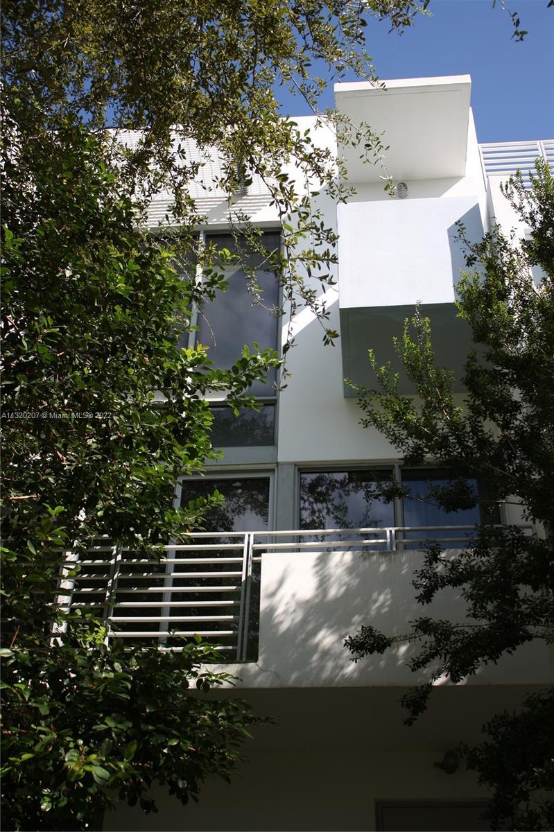 Photo of 179 N Shore Dr #179-4 in Miami Beach, FL