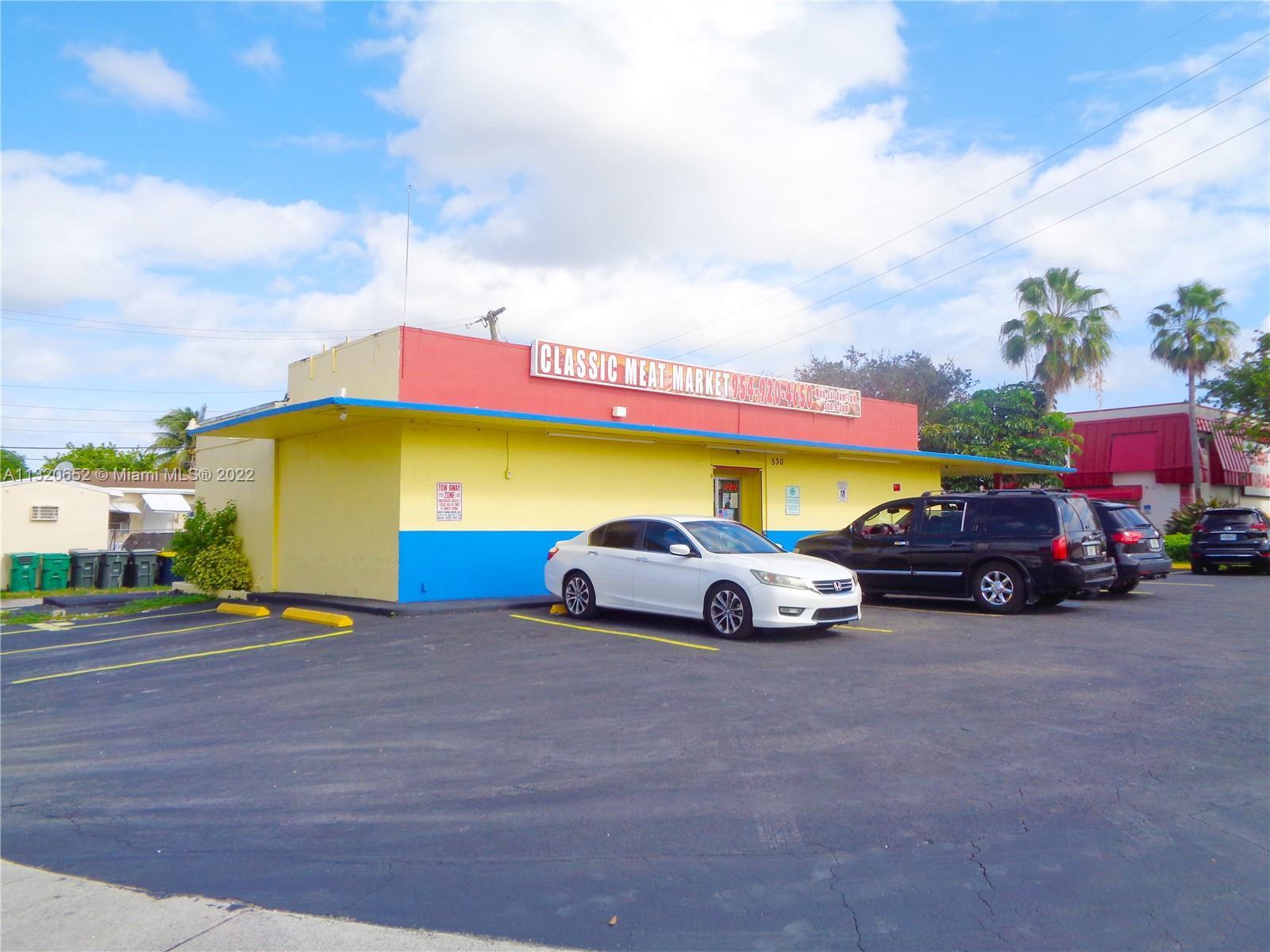 Photo of 530 Stirling Rd in Dania Beach, FL