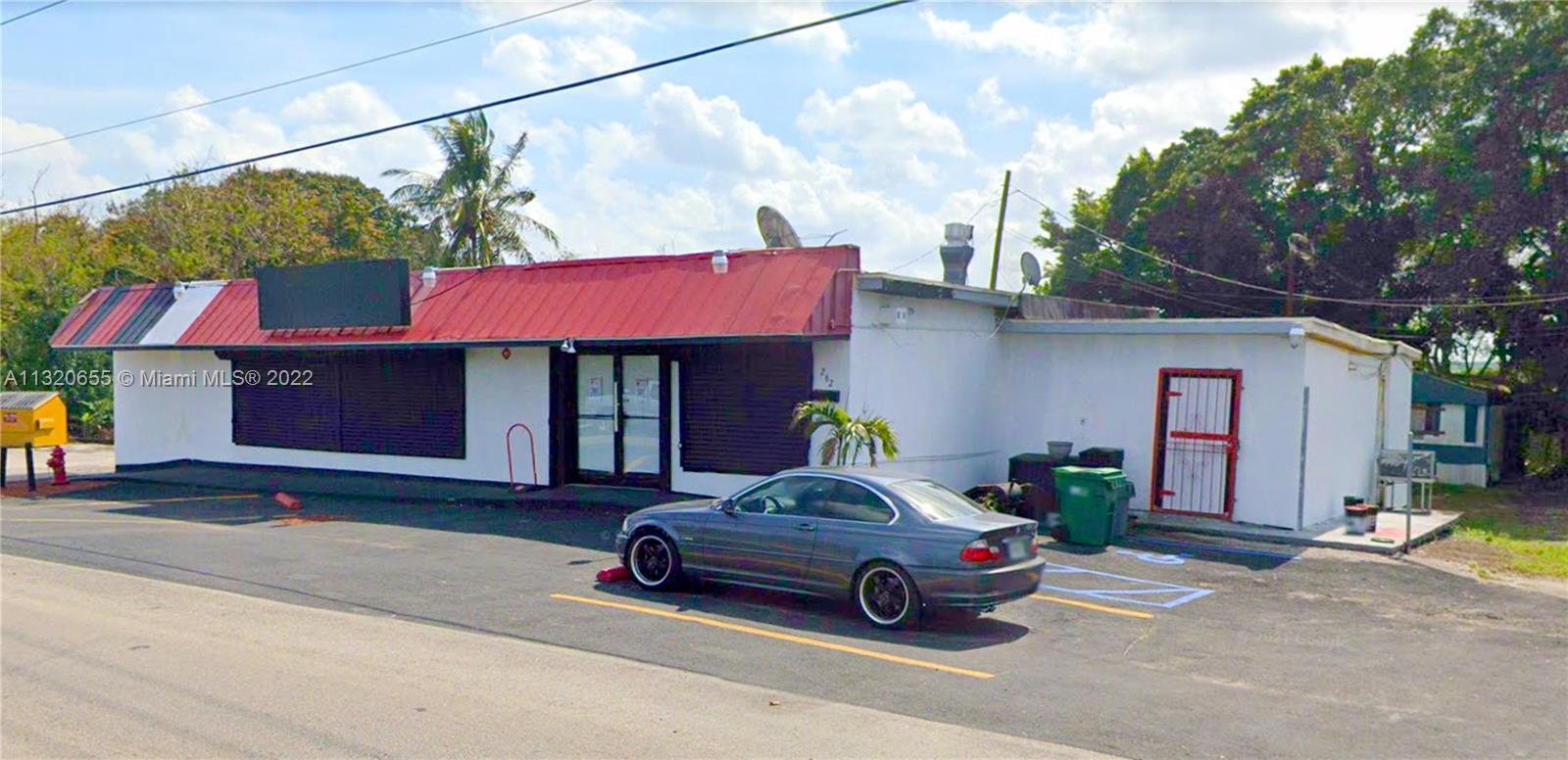 Photo of 262 E 7th St in Pahokee, FL