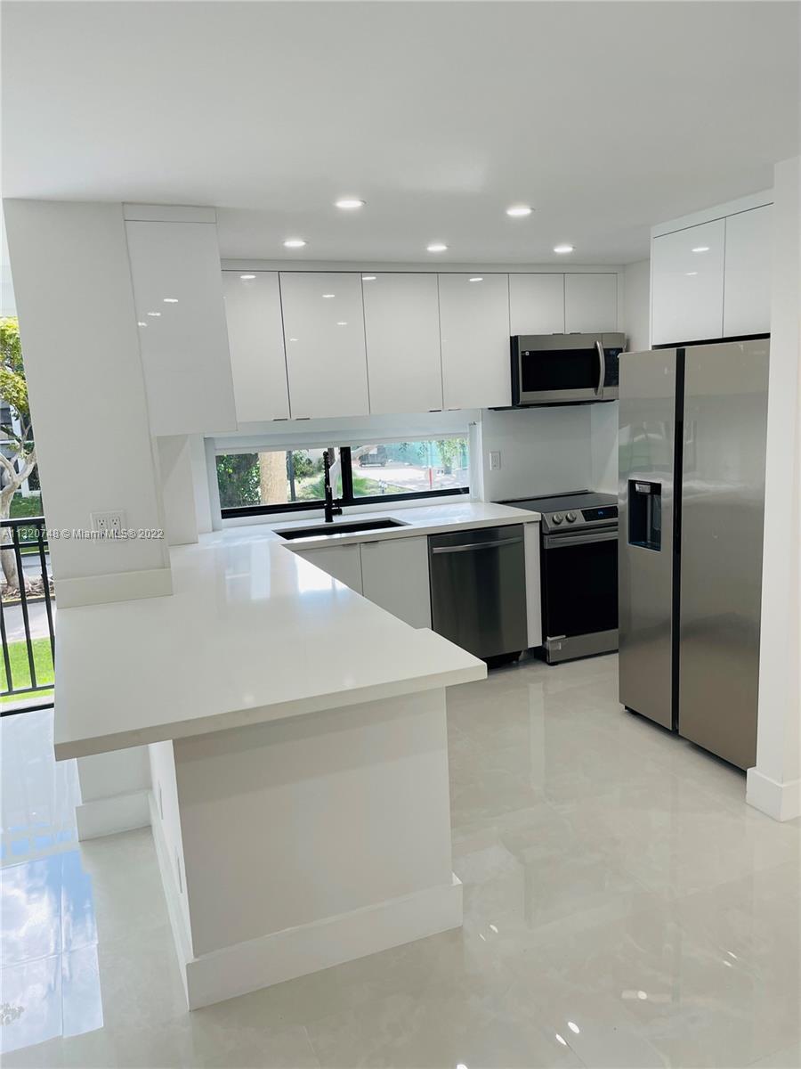 Walking distance to the beach and completely renovated apartment in the heart of Sunny Isles Beach. 