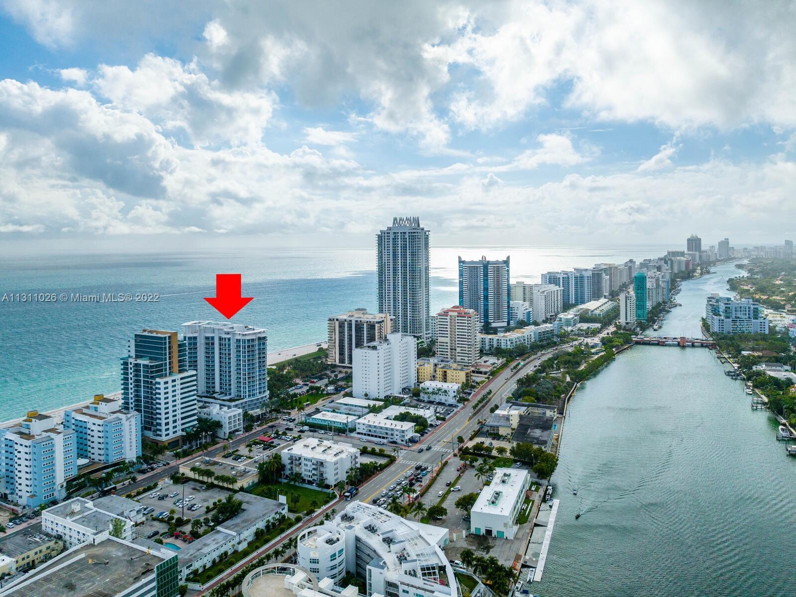 OCEANFRONT LUXURY BUILDING WITH UNOBSTRUCTED SPECTACULAR OCEAN, BAY & INTRACOASTAL VIEWS. SPACIOUS B