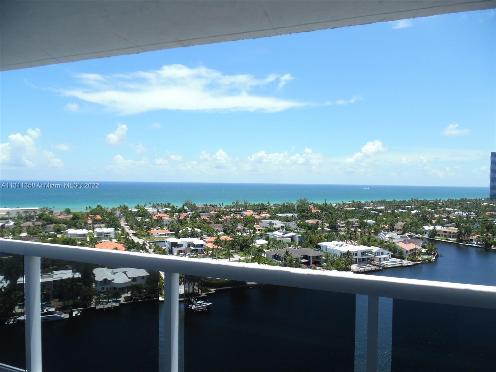 BEAUTIFUL UNIT IN VERY DESIRABLE WATERVIEW BUILDING. THE VIEWS ARE ABSOLUTELY MAGNIFICENT. THIS IS T