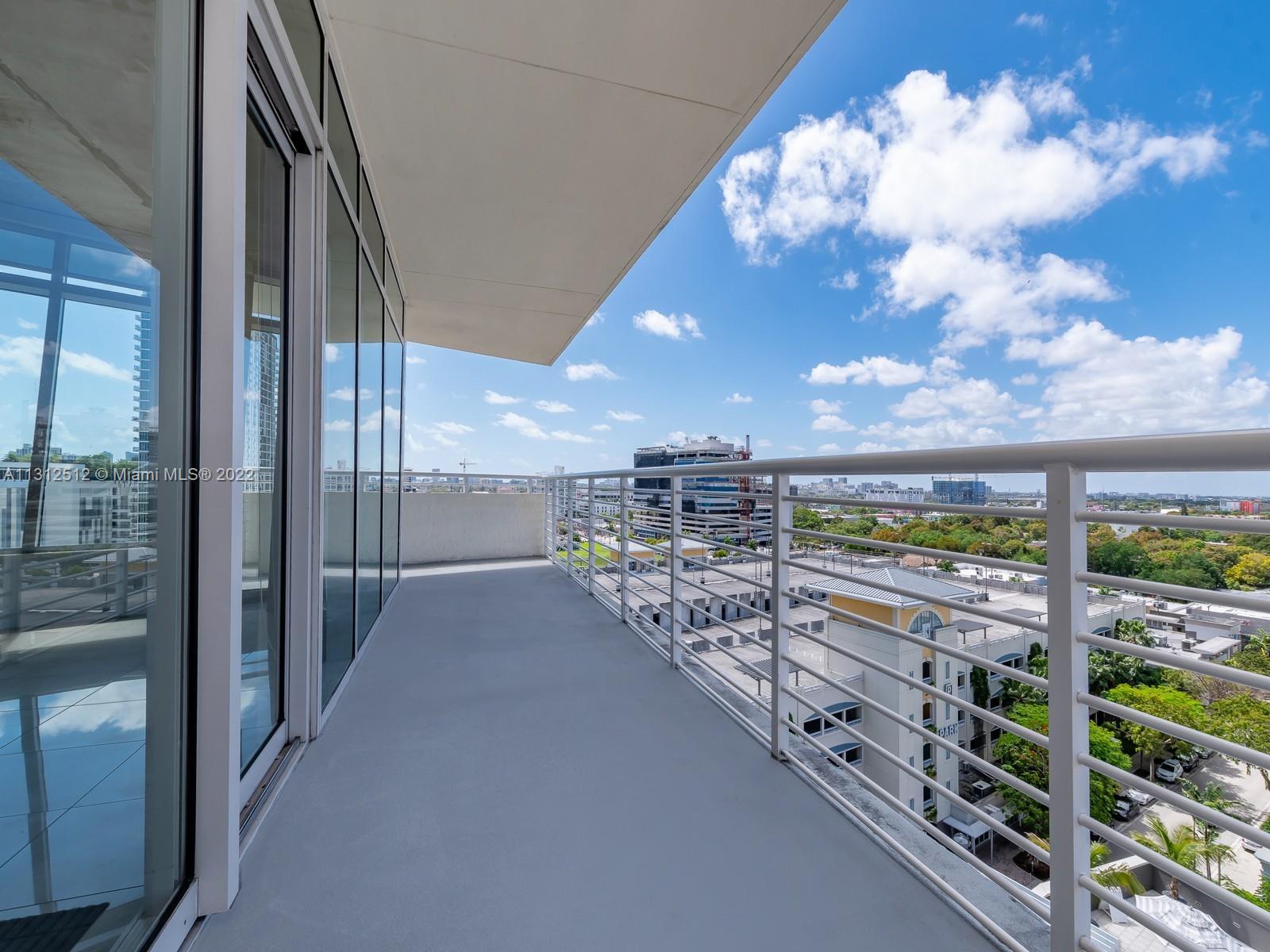 Live in the heart of Midtown and enjoy all the neighborhood has to offer while soaking in the Miami 