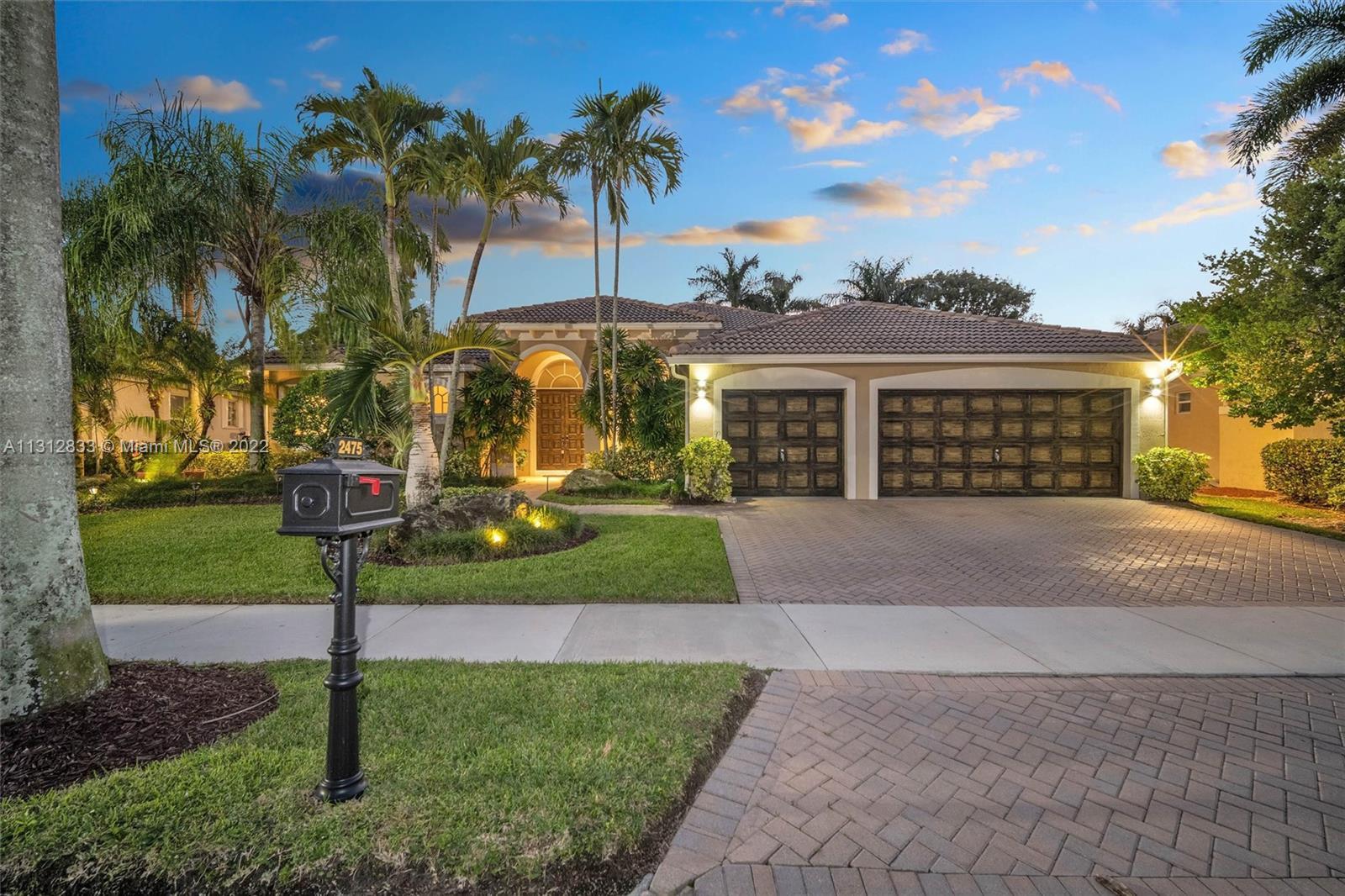 Photo of 2475 Eagle Run Dr in Weston, FL