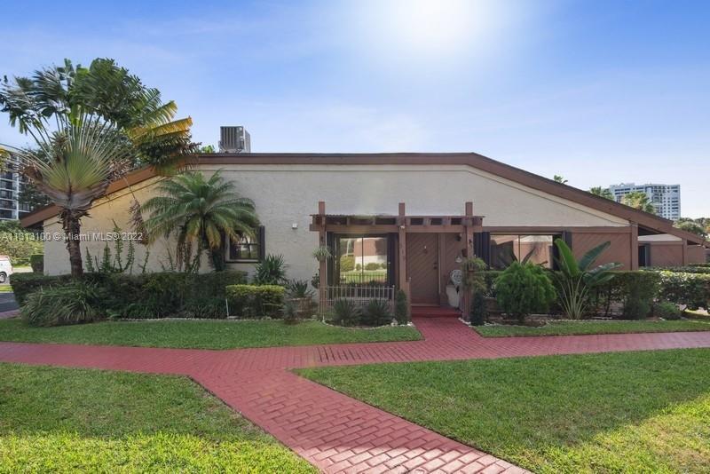 Photo of 519 Leslie Dr #519 in Hallandale Beach, FL