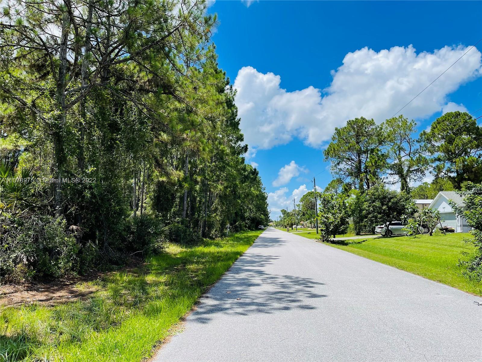 Photo of Lot 2 Alwood St in North Port, FL