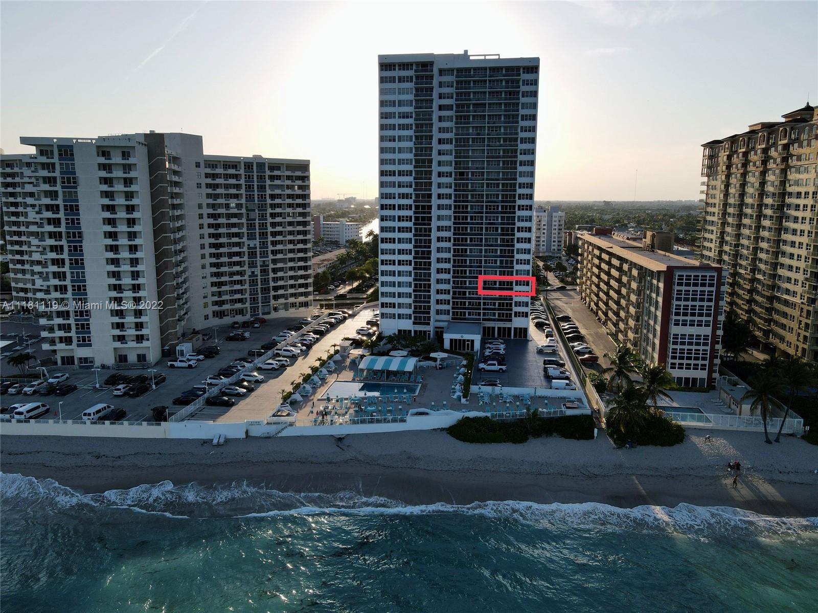 Spectacular 3 Beds/2 Bath Ocean Front Condo in highly sought after Parker Tower. Corner unit, No spe
