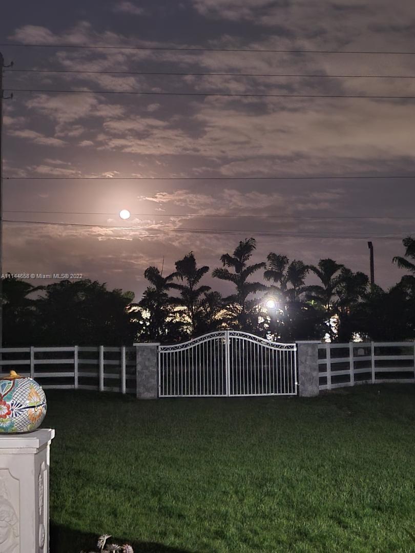 Photo of 30000 SW 197th Ave in Homestead, FL