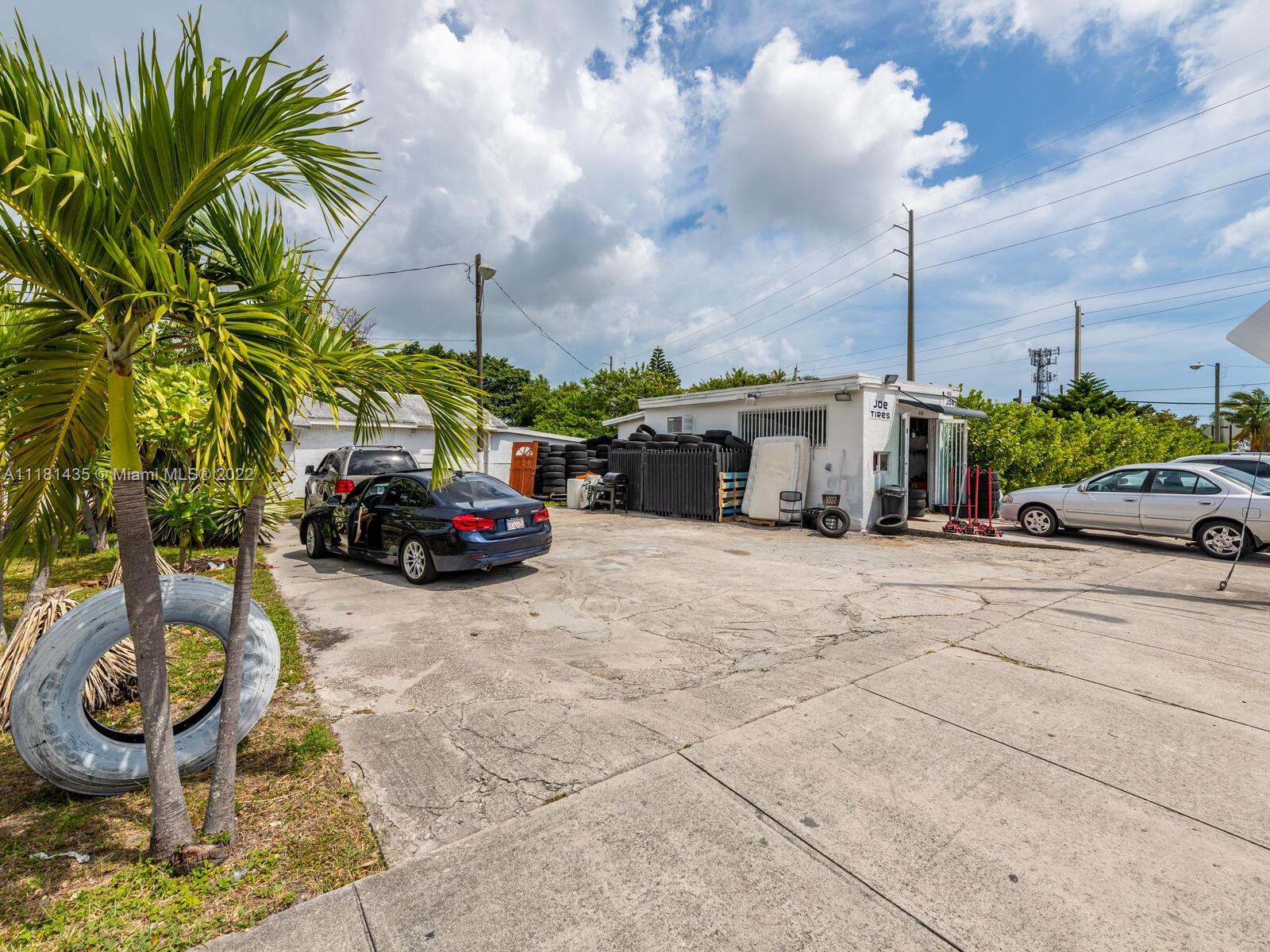 Photo of 400 NW 1st St in Dania Beach, FL