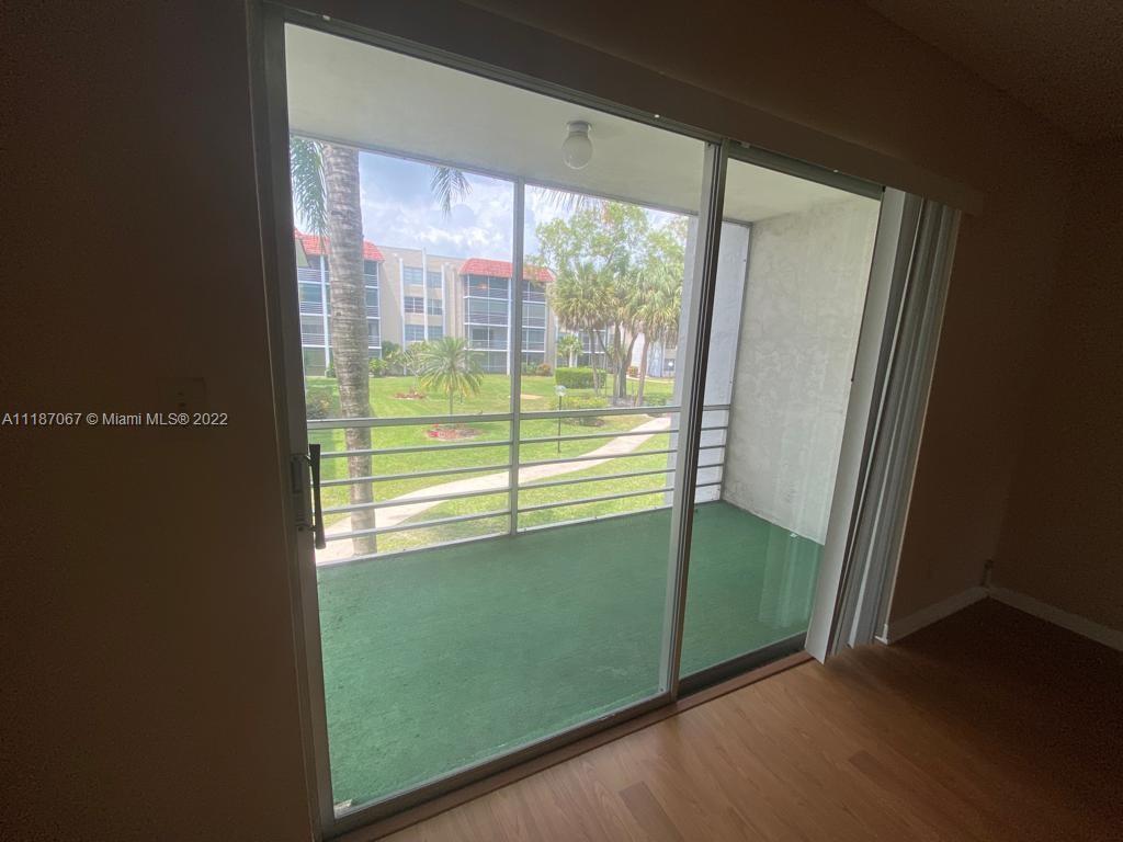 Photo of 3541 Inverrary Dr #205 in Lauderhill, FL