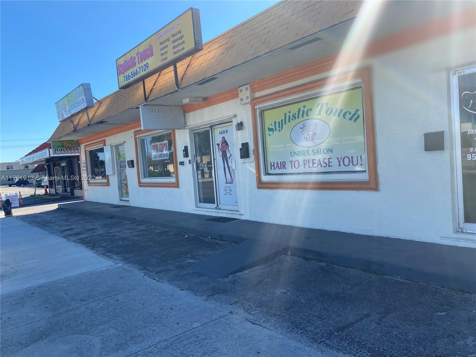 Photo of 6438 Pembroke Rd in Miramar, FL