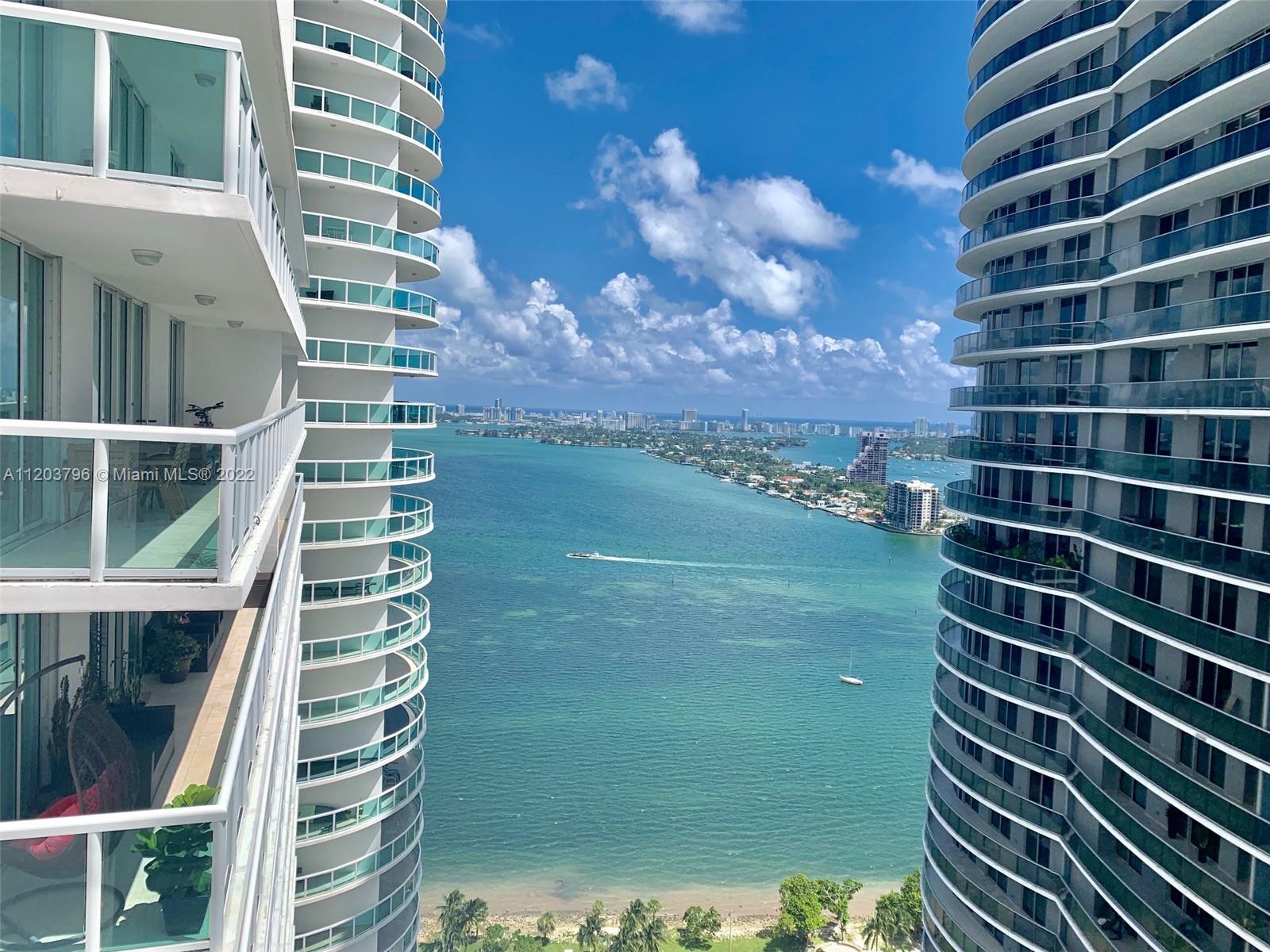 Must see unit.Views of the Venetian Causeway,Miami Beach & the Bay from your living area or oversize