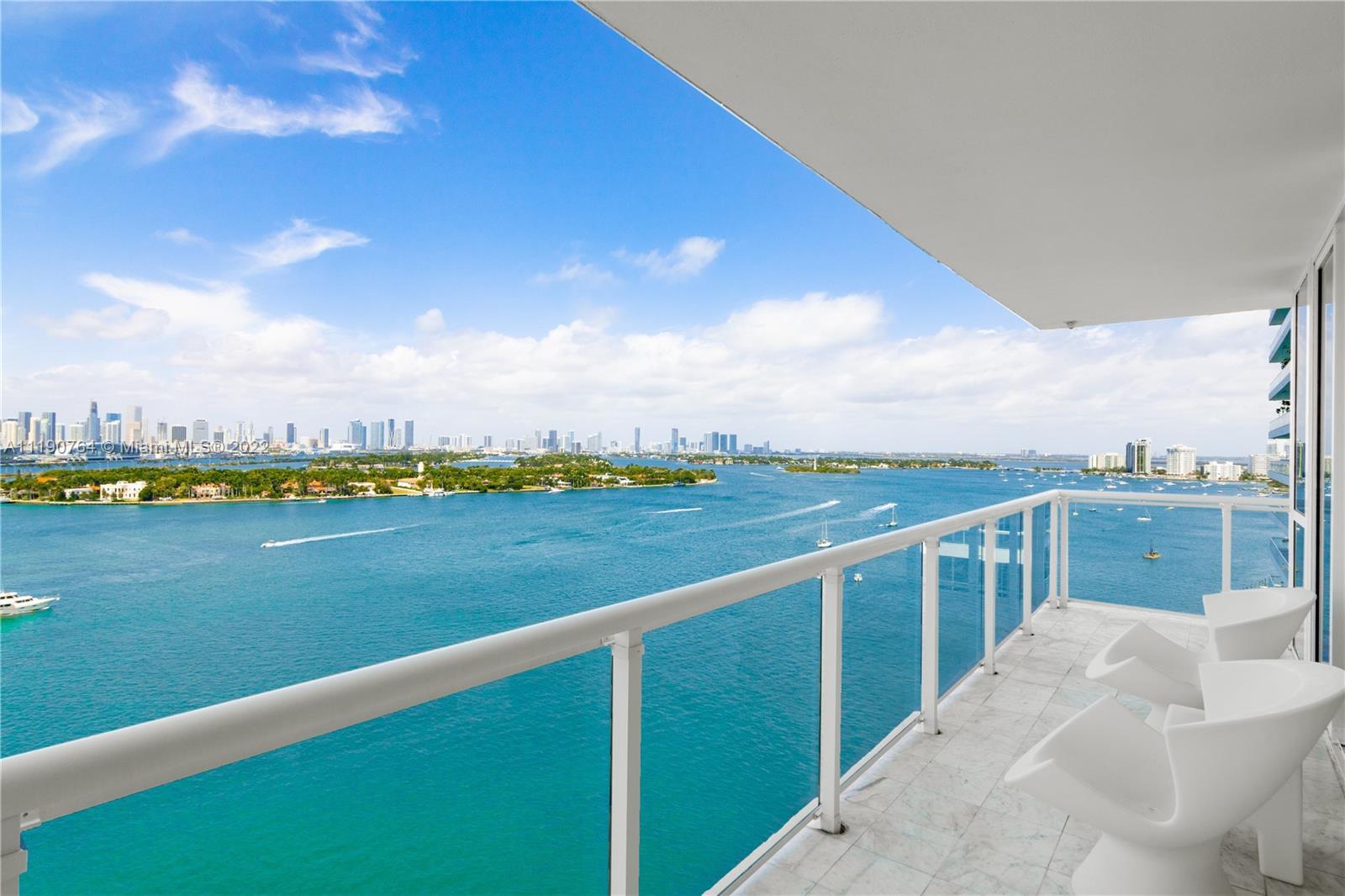 Stunning corner 2 bed/ 2 bath unit in Bentley Bay South Tower with direct unobstructed bay and Downt