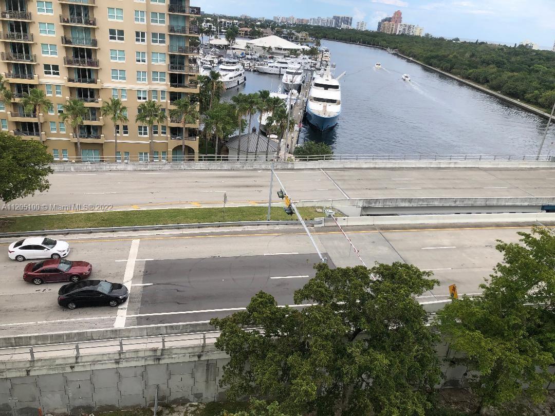 One of the Best view This is 1/1 Bath King Size Bed condo with Intercostal views, You are in a parad