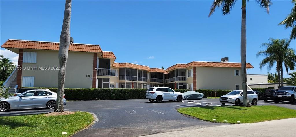 Florida living at its best! Perfect location! Every Condominium complex has its "best unit"...this U