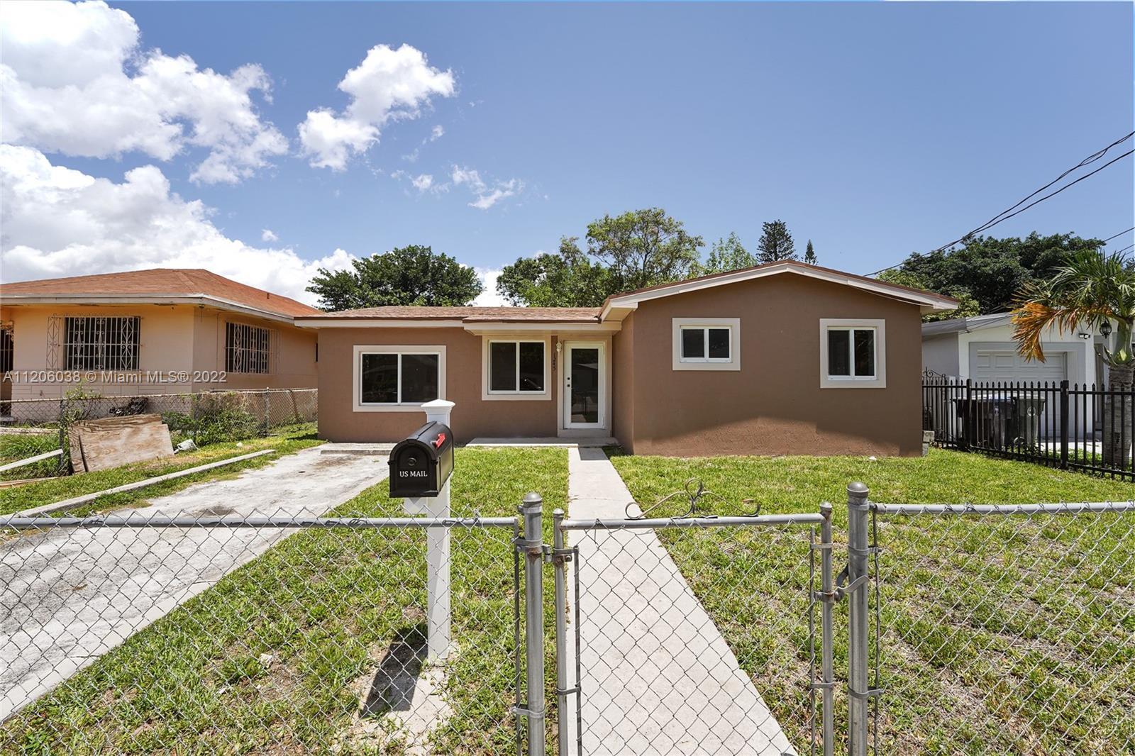 Photo of 1245 NW 69th St in Miami, FL