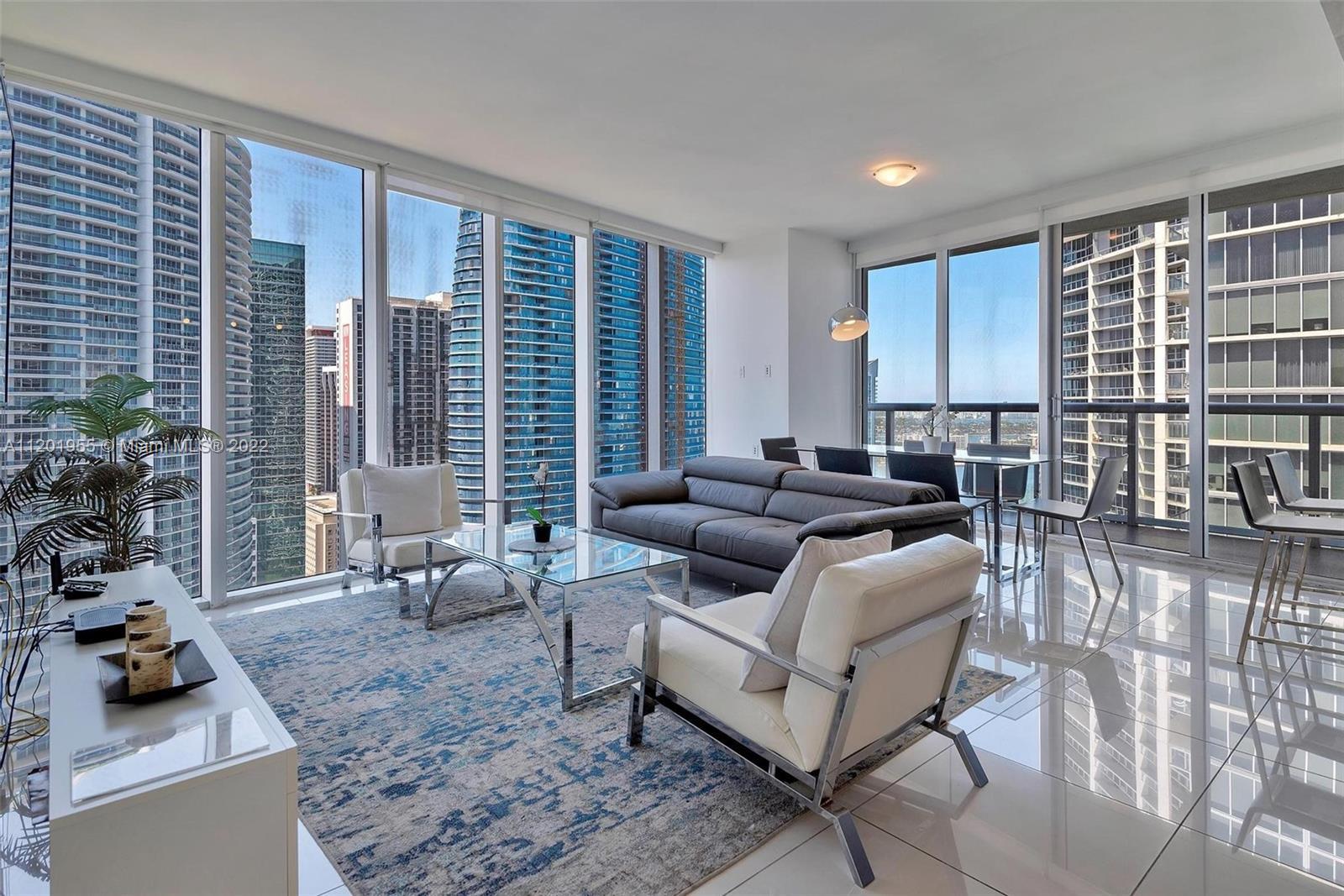 Welcome to Icon Brickell Tower 3, the most amazing corner unit with stunning views of the Biscayne B