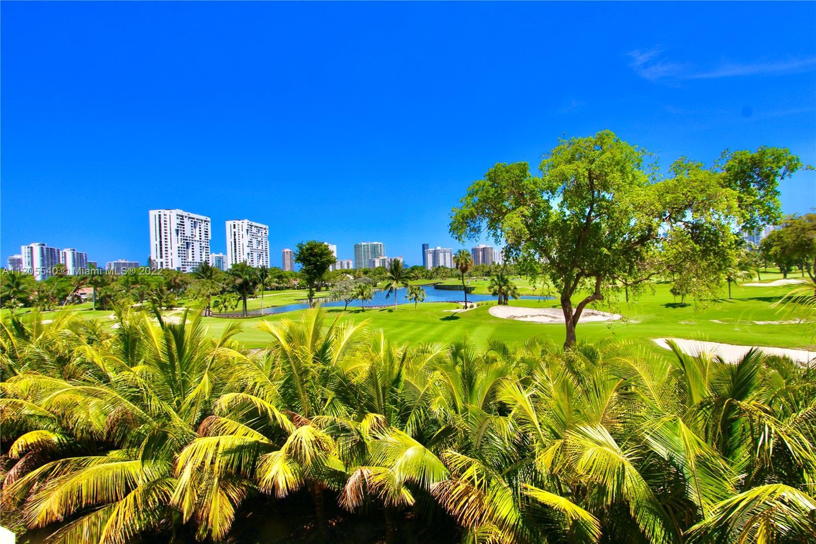 AVENTURA LIFESTYLE AWAITS FOR YOU AT THIS LOVELY 1 BEDROOM 1.5 BATHS IN CORONADO.  THE BUILDING HAS 
