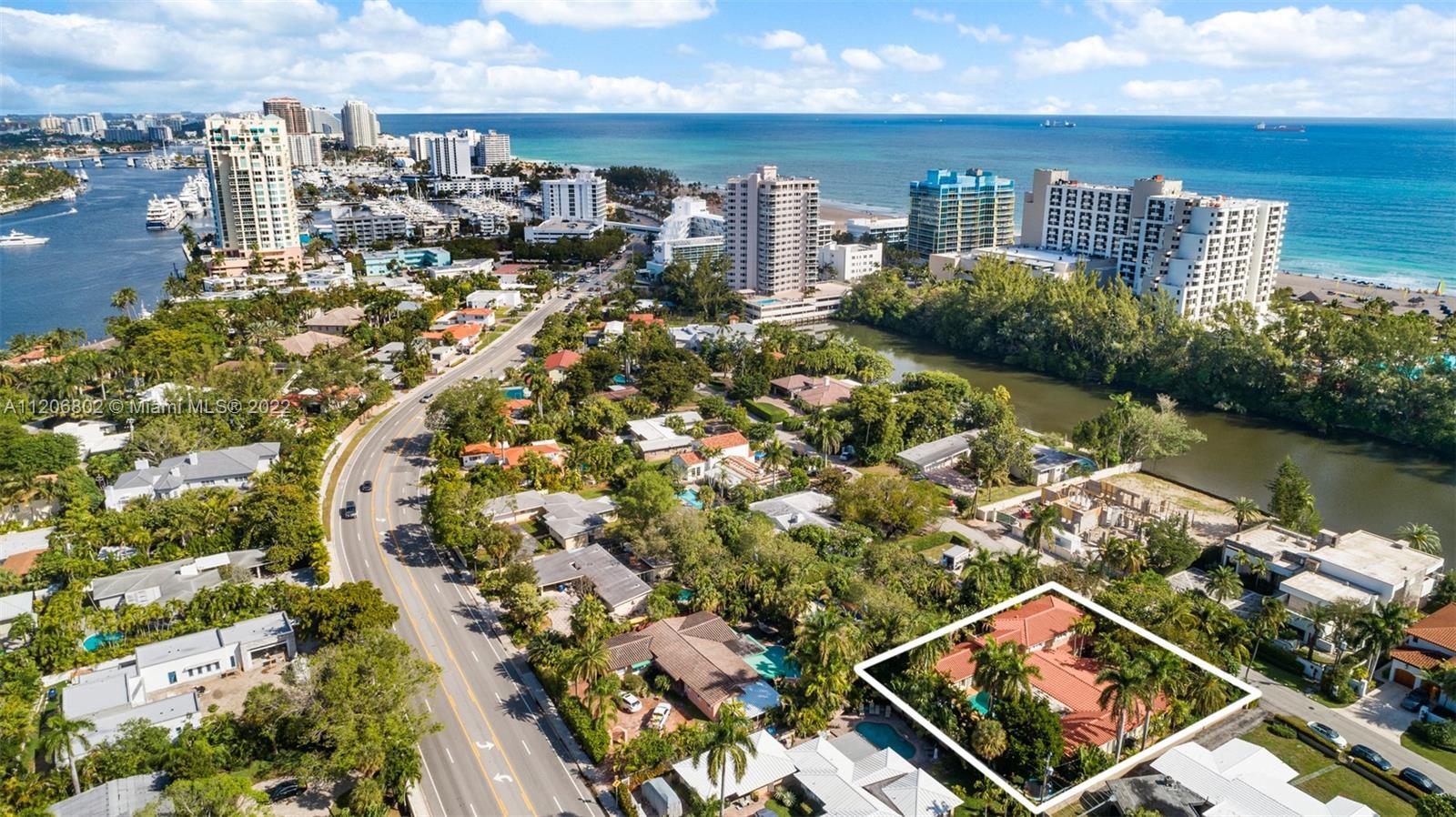 Harbor Beach is one of the nicest neighborhoods in South Florida, known for its  LOCATION. Property 