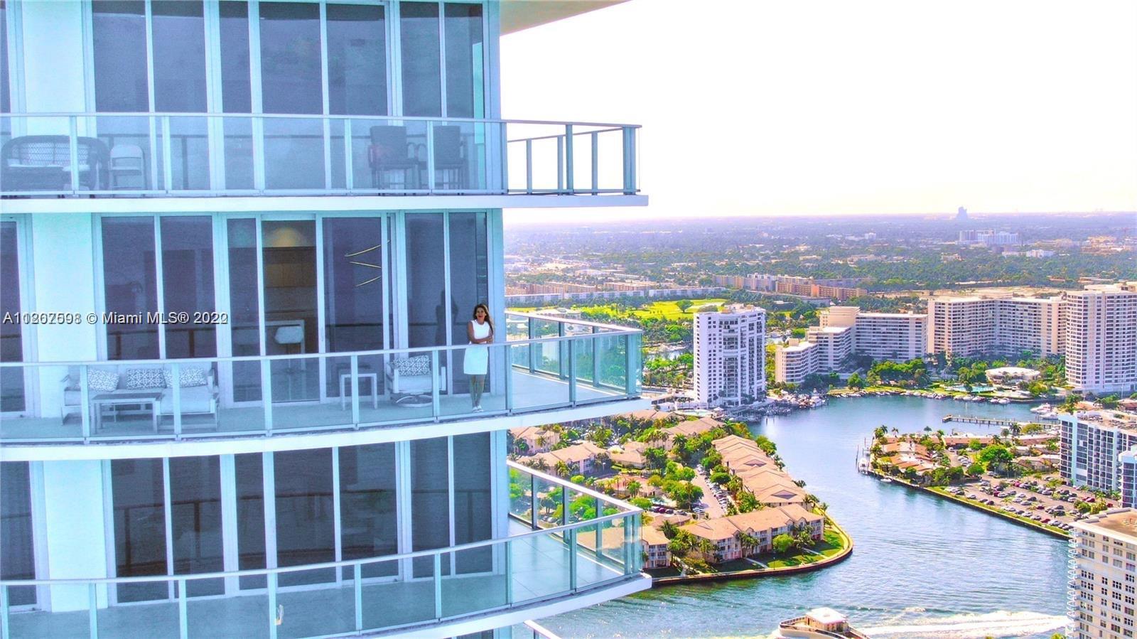 Direct and unobstructed Ocean & Intracoastal Views from this spectacular 2B/ 2B Residence corner uni