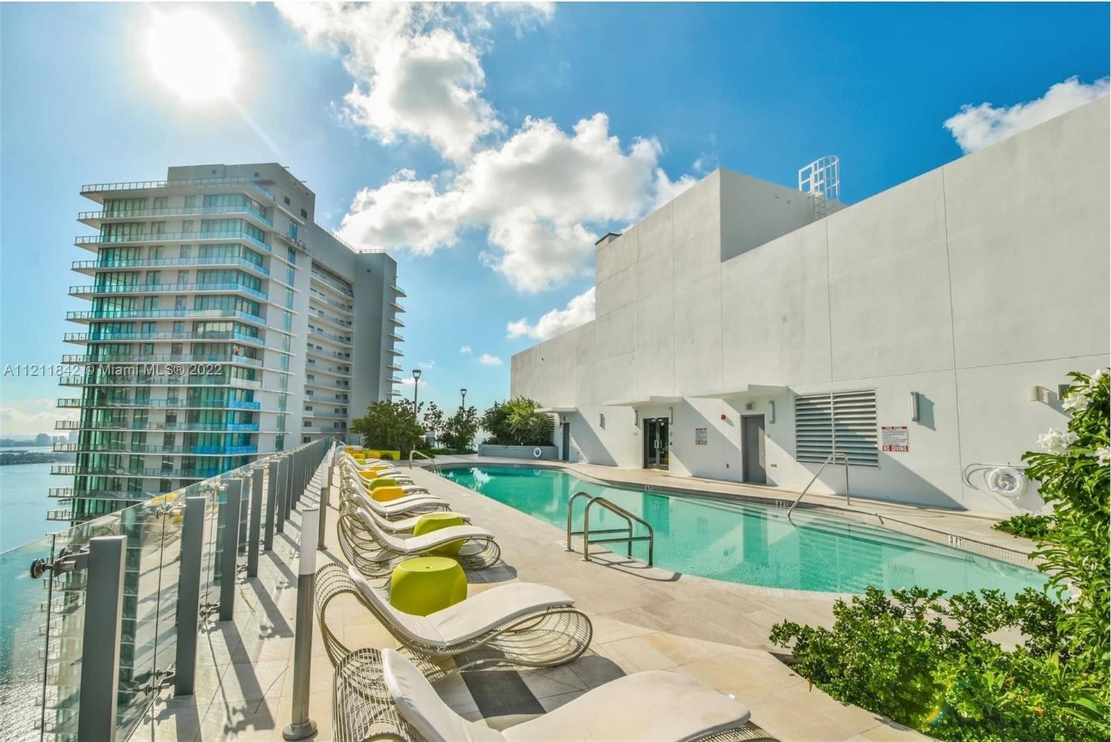 Amazing Huge 3 Bedroom 2 Bath in Brand New Buidling, Paraiso Bayviews, in Miami Edgewater/Midtown. B