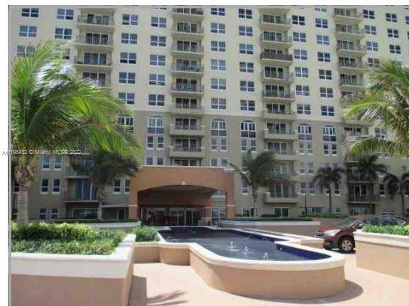 AUCTION. Affordable, beachfront 3/2 apartment is located on Hallandale Beach. Come enjoy resort styl