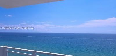 RARELY AVAILABLE*PRIME WIDE BODIED MOVING PANORAMIC SOUTH EAST DIRECT OCEAN CORNER VIEWS*STEPS-TO-SA