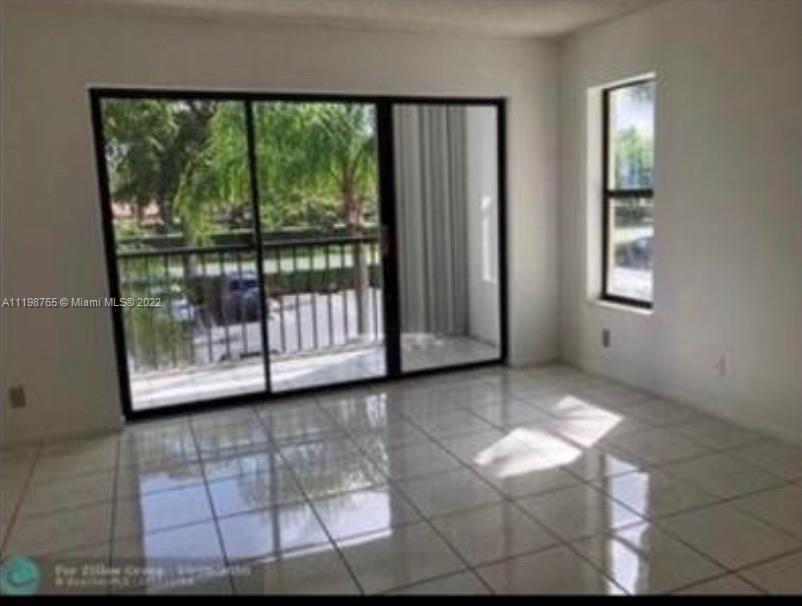 Hurry it wont last, Beautiful and spacious 2/2 apartment on a second floor in the Palm Club Communit