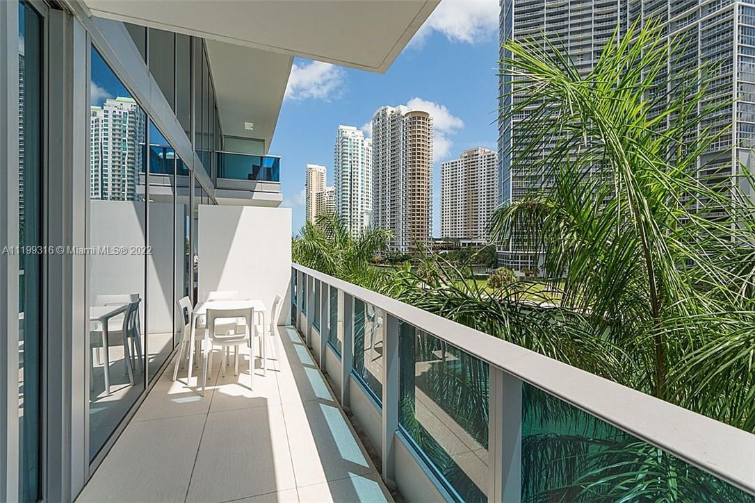 Photo of 200 Biscayne Blvd Wy #304 in Miami, FL