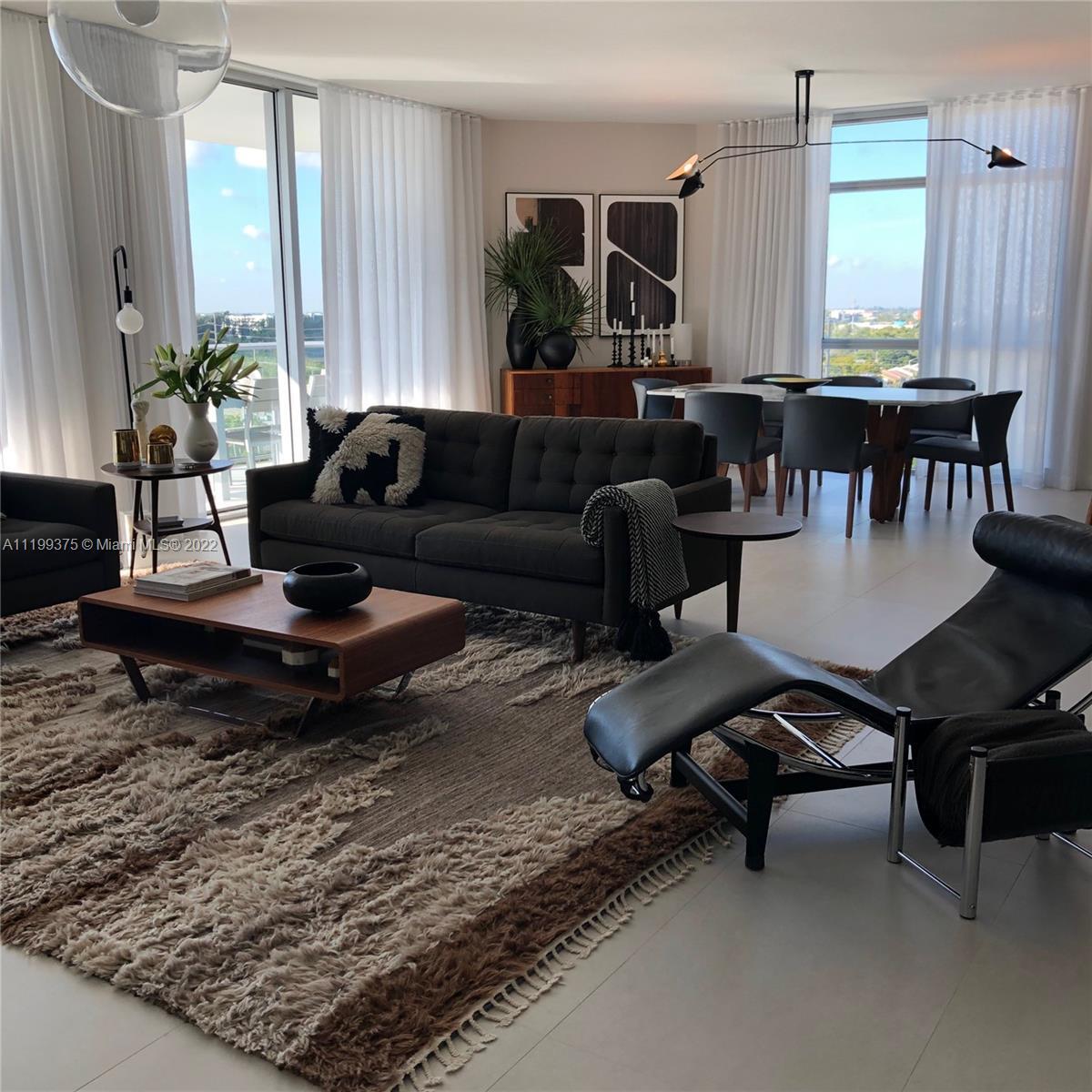 Photo of 17301 Biscayne Blvd #1001 in North Miami Beach, FL