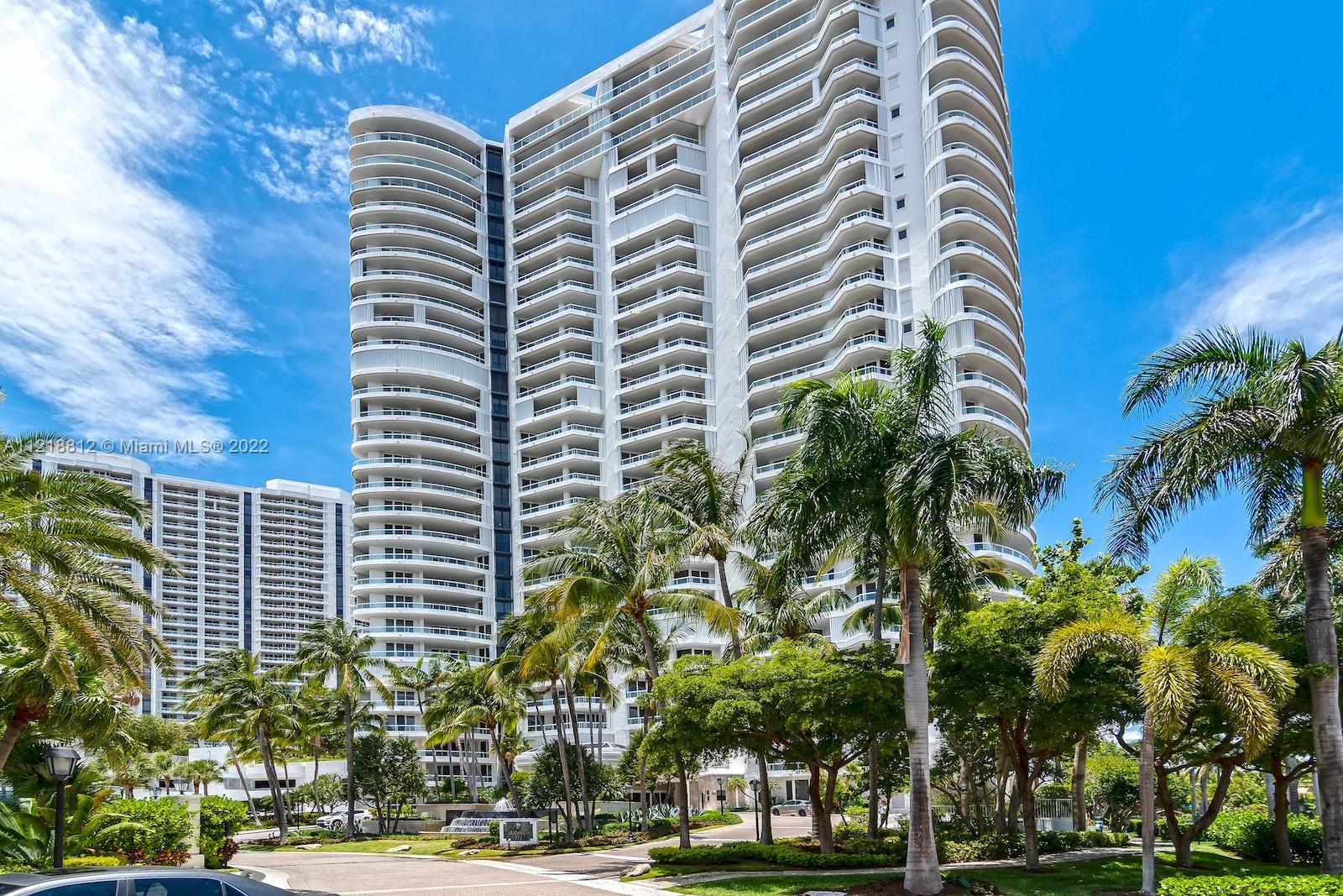 RARE OPPORTUNITY! LARGEST UNIT IN ATLANTIC 3 AT THE POINT, ONE OF THE MOST PRESTIGIOUS  BUILDINGS IN