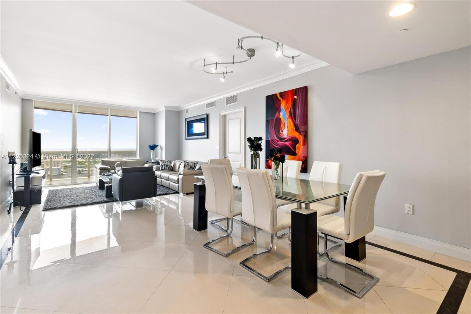 Breathtaking intracoastal and city views awaits you from this 2 Bed + Den/3 Baths. 1,571 Sq. Ft unit