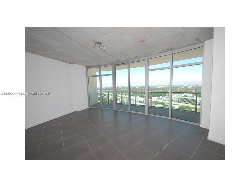 Beautiful 2 beds/2 baths in the heart of Midtown.
Large Balcony.
SS Appliances
Central A/C
Washe
