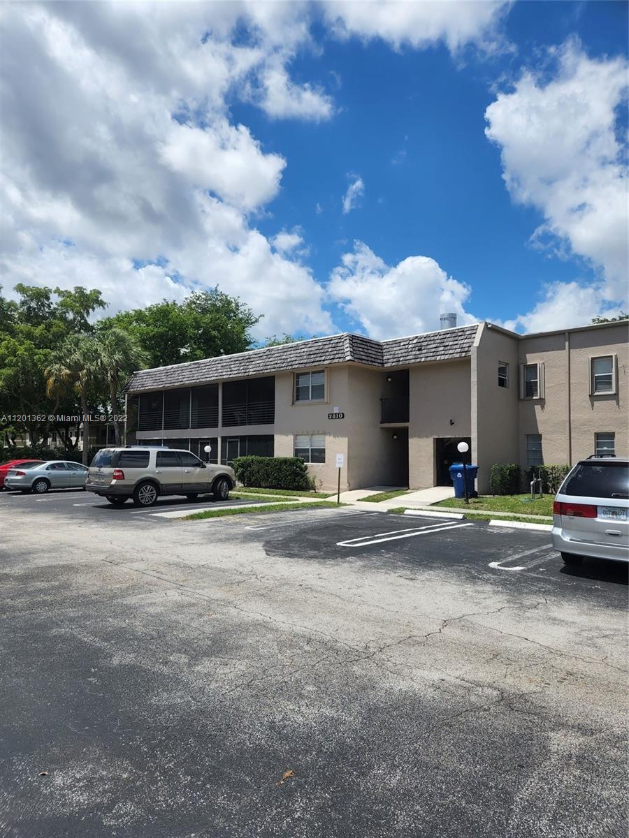 Photo of 2810 Riverside Dr #202-4 in Coral Springs, FL
