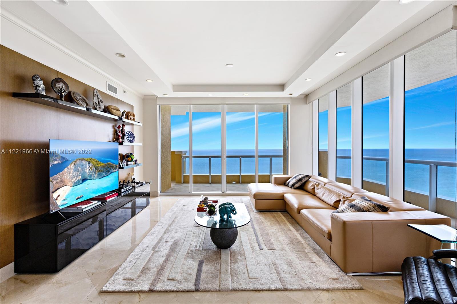Amazing 4 bed/4 bath unit in one of the best building in Sunny Isles on the most desirable SE corner